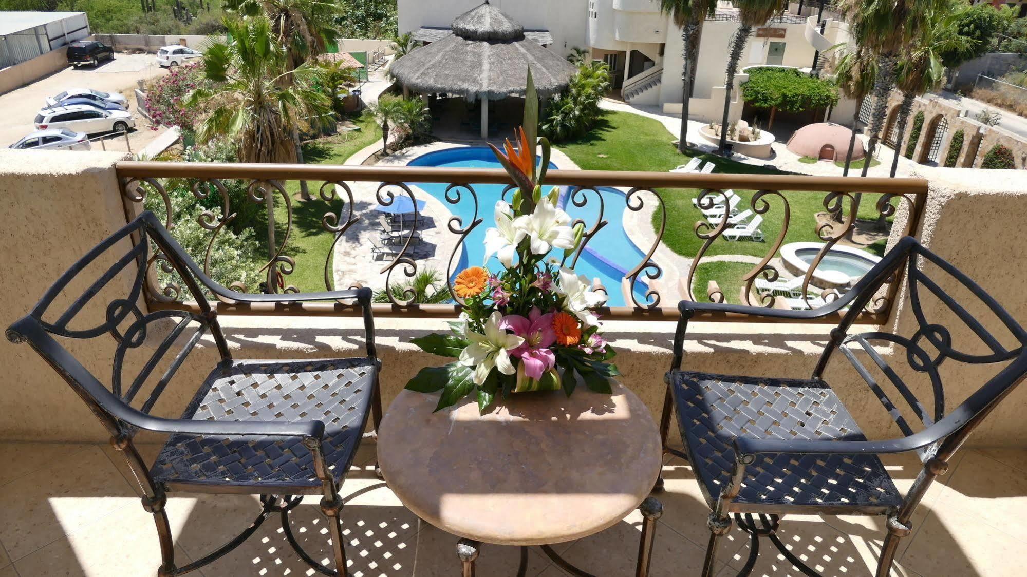 El Ameyal Hotel And Family Suites Cabo San Lucas Exterior photo