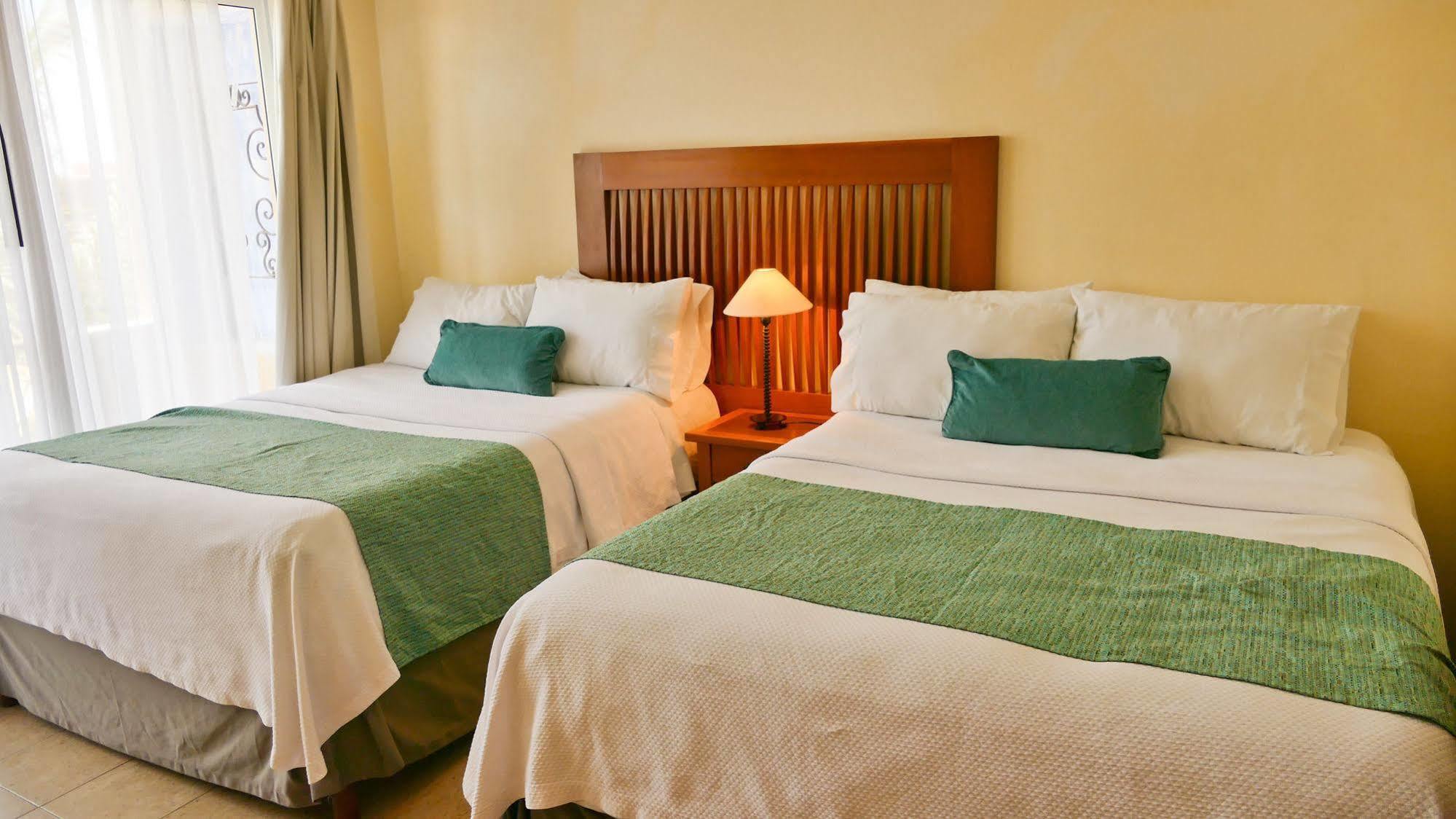 El Ameyal Hotel And Family Suites Cabo San Lucas Exterior photo